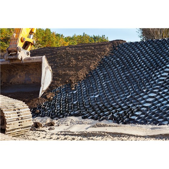 Geokrata, Geosiatka na skarpie